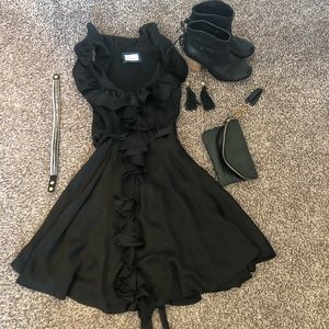 Flowy fitted waist dress